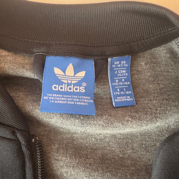 Adidas Original 3 Stripe Track Jacket Size Kids XL Black White Sporty Athletic - Picture 3 of 13